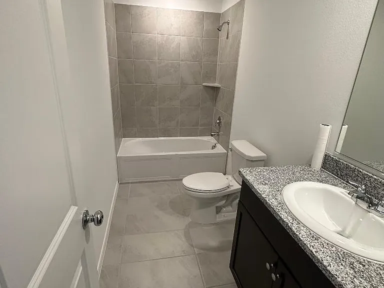 2nd bathroom