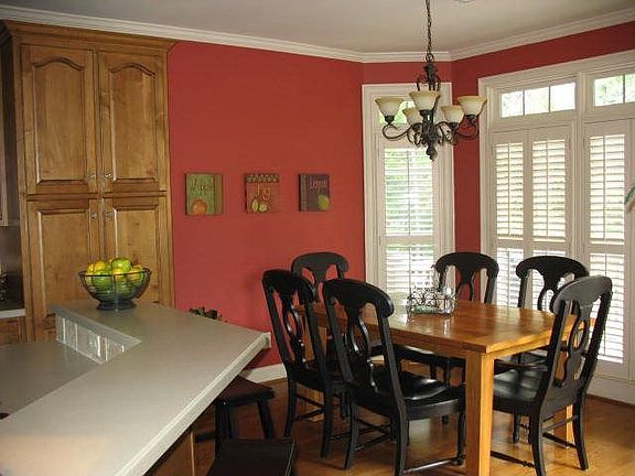 3rd image of 7823 Eagles Landing Ct