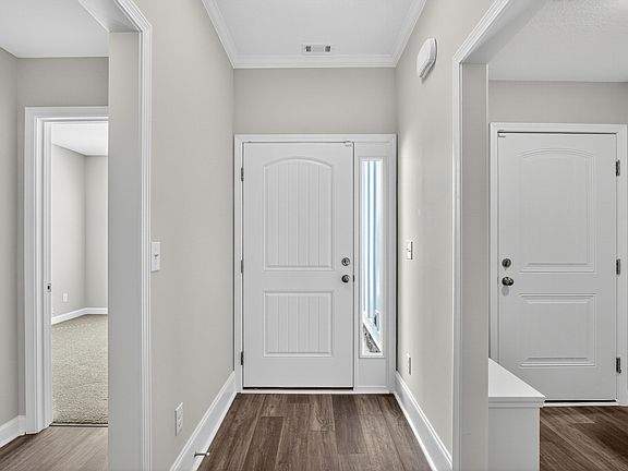 3rd image of 7240 Paisley Circle
