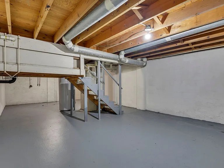 429 Barnett Rd — Photo 22