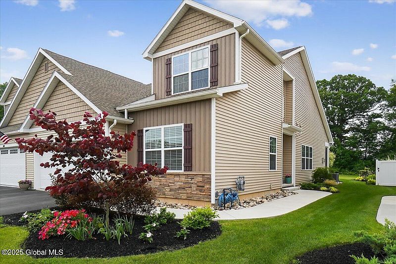 4th image of 801 Giovanna Court