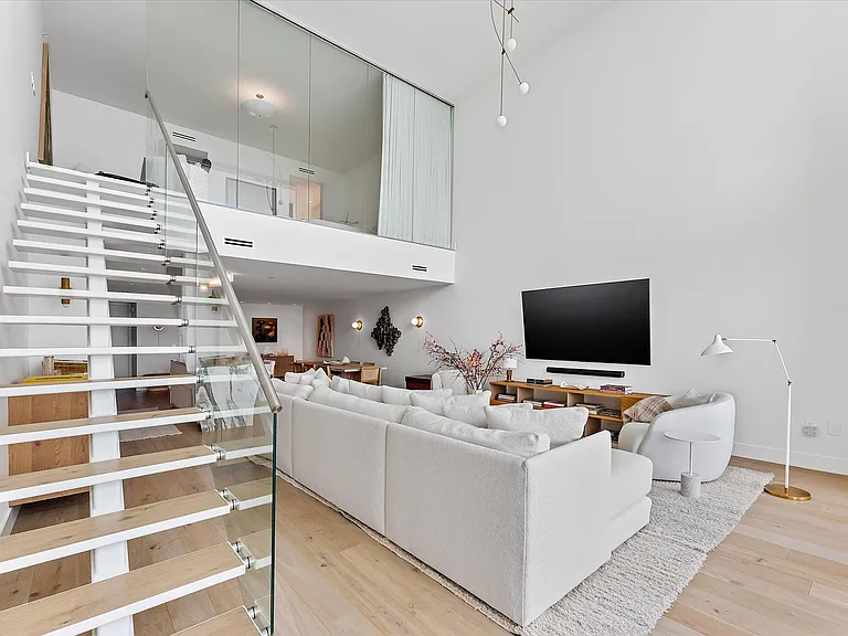 1040 Biscayne Blvd #4002 — Photo 12