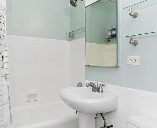 5th image of 45 Tudor City Pl APT 2107