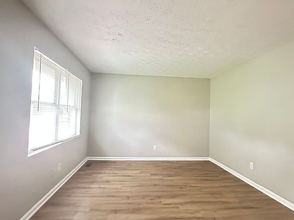 5th image of 1877 Costigan Dr #Z4