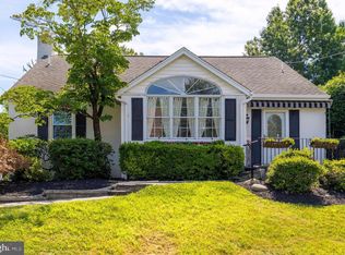 681 Jackson Ave, Glenside, PA 19038