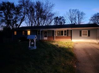 49 McVeigh Rd, New Hampton, NY 10958