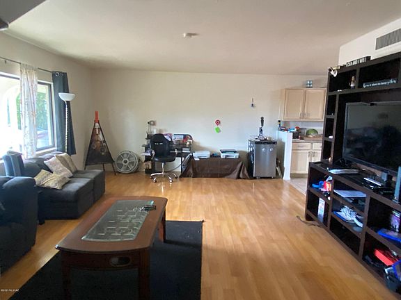 2nd image of 408 Calle Madrid