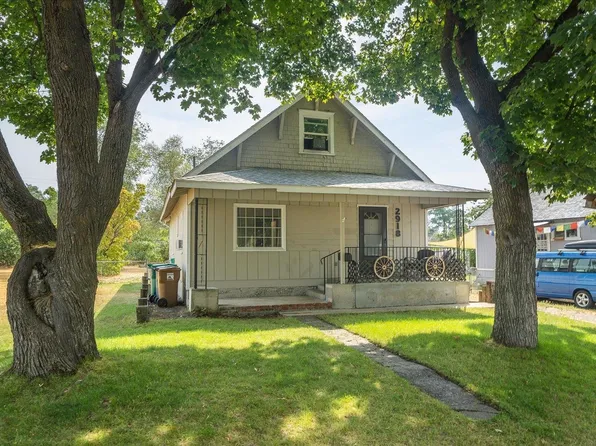 2918 N Altamont St, Spokane, WA 99207