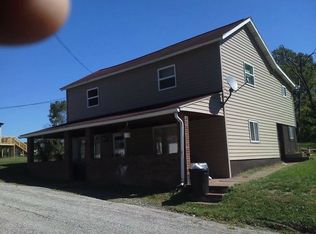 4 Brown St, Avella, PA 15312