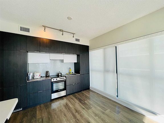 4th image of 159 Dundas St E #4005