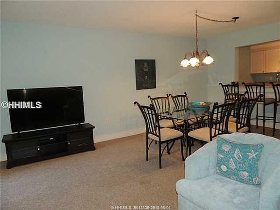 4th image of 34 Forest Beach Dr APT B-8