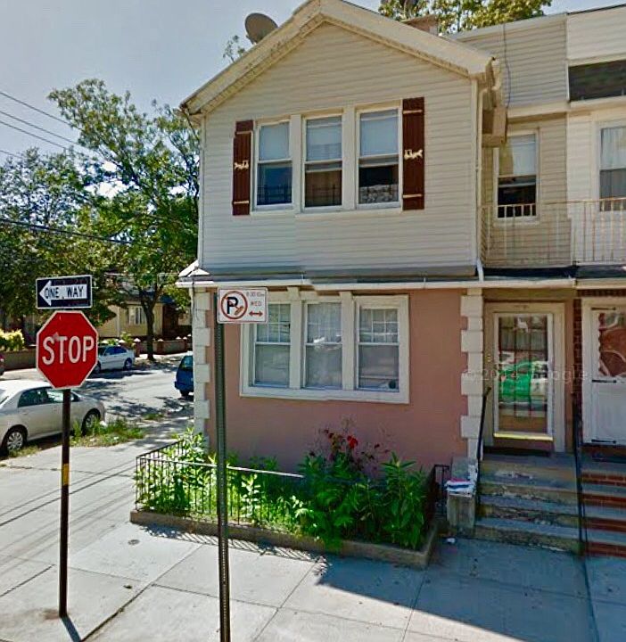 2nd image of 7044 67th St #1