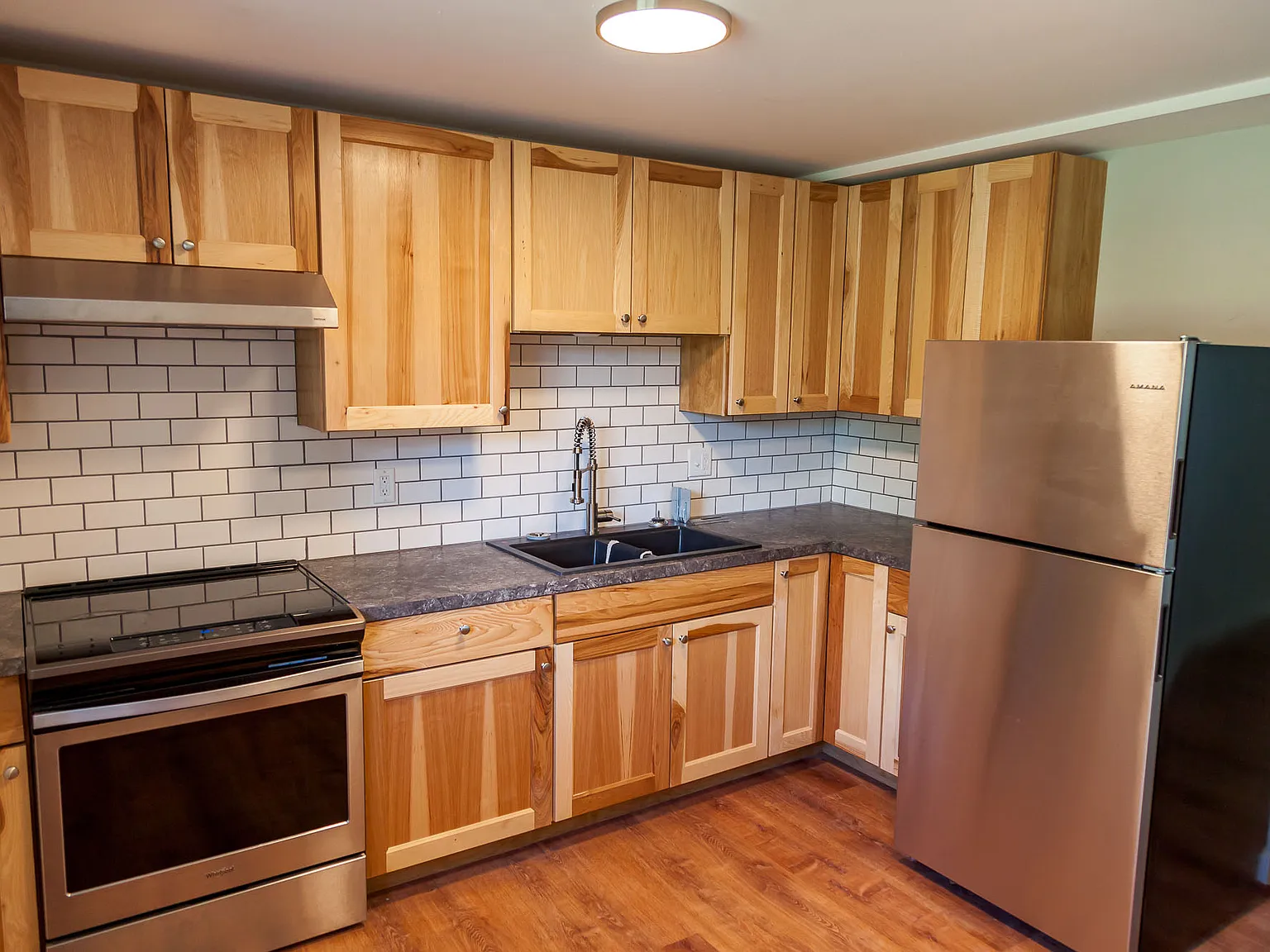 Western Quadplex — Photo 4