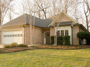 2705 Wellington Cir, Pelham, AL 35124