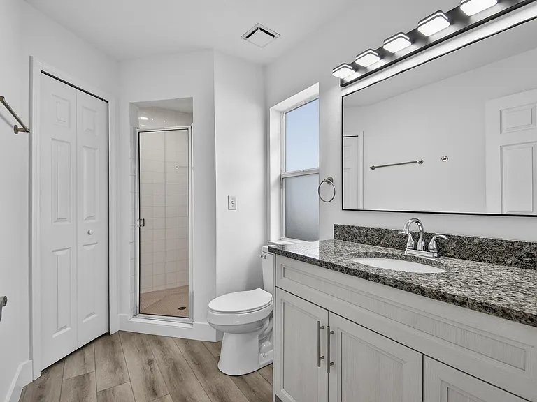 70 Ryan Dr — Photo 28