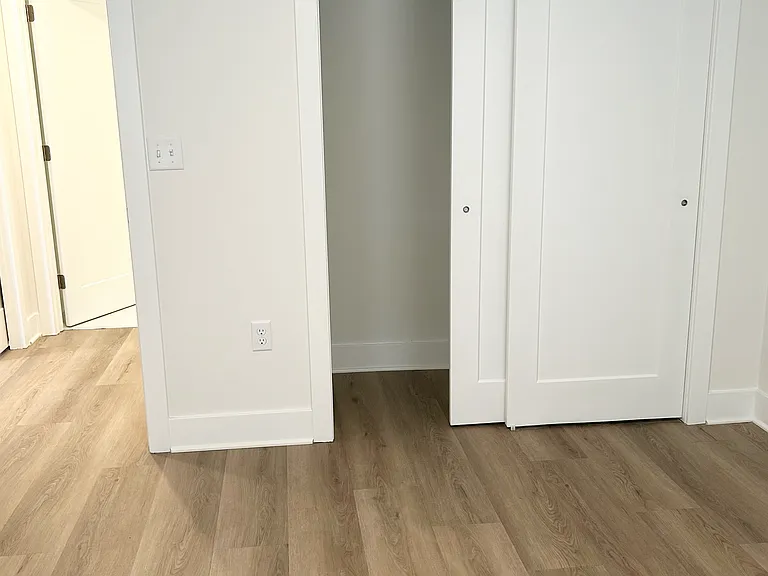 57 Monroe Ave #2 — Photo 6