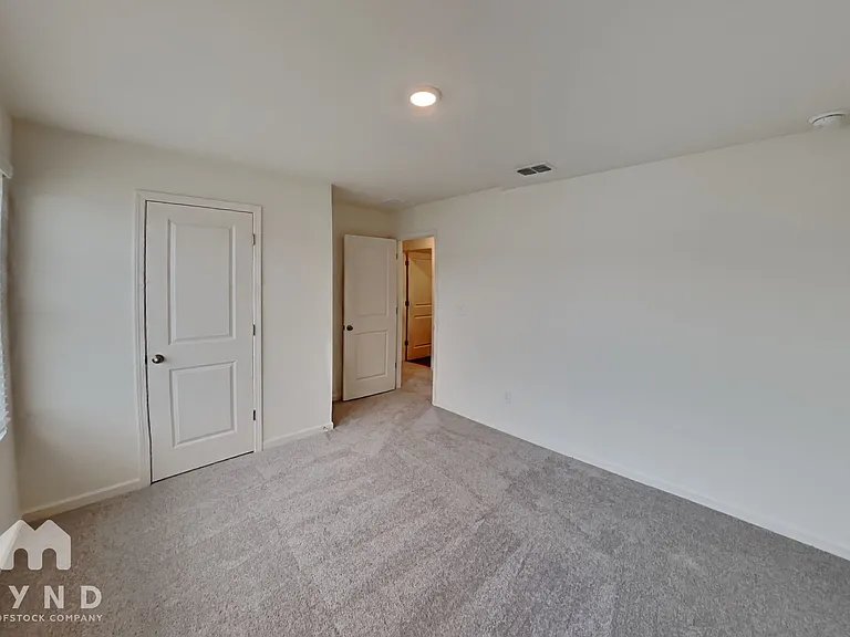 56 Heartland Dr — Photo 12