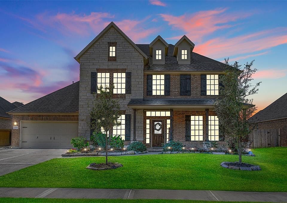 1st image of 12515 Quartz Ln