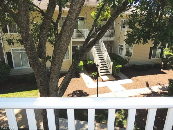 82 Wentworth Road, Bedminster Twp., NJ 07921