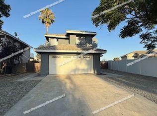 10342 Country Grove Dr, Moreno Valley, CA 92557
