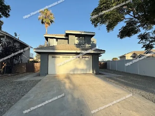 10342 Country Grove Dr, Moreno Valley, CA 92557