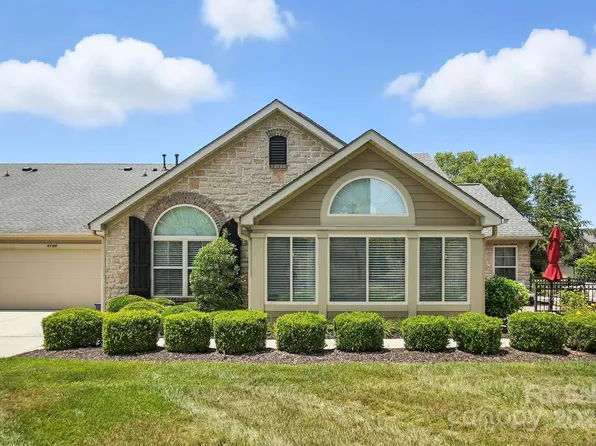 4706 Polo Gate Blvd, Charlotte, NC 28216