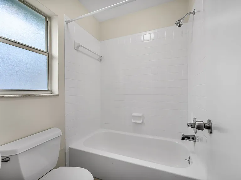406 S Westland Ave — Photo 41