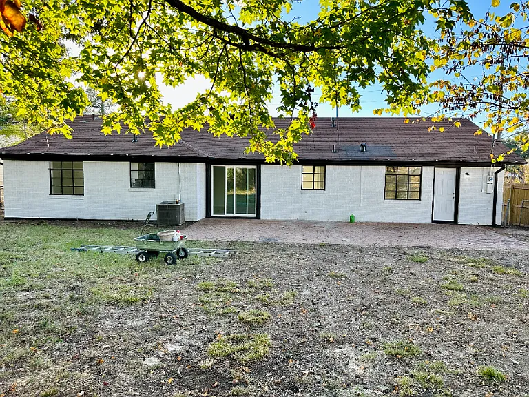 4224 Main St — Photo 21