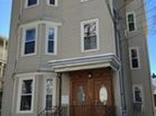 8 Knapp St APT 3, Somerville, MA 02143