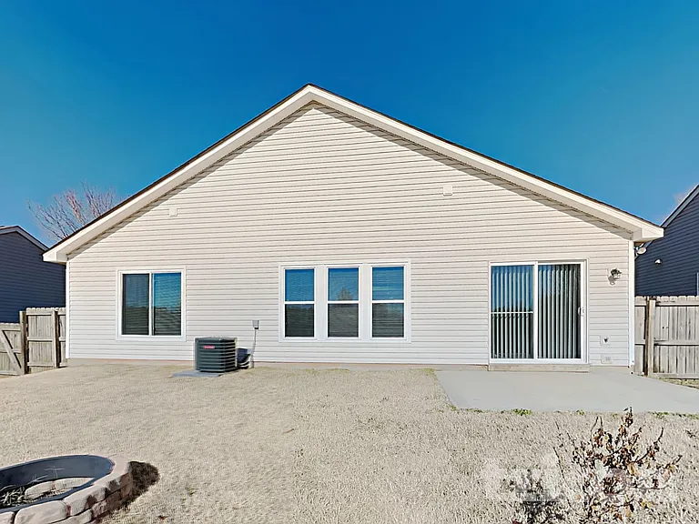 143 Markham Dr — Photo 21