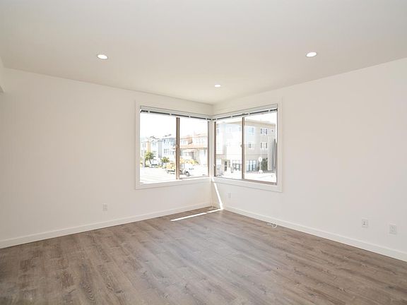 5th image of 2400 34th Ave