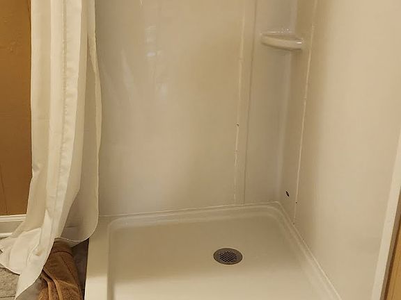 3rd image of 43 Caledonia Rd #6