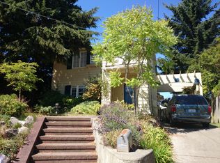 2753 Belvidere Ave SW, Seattle, WA 98126