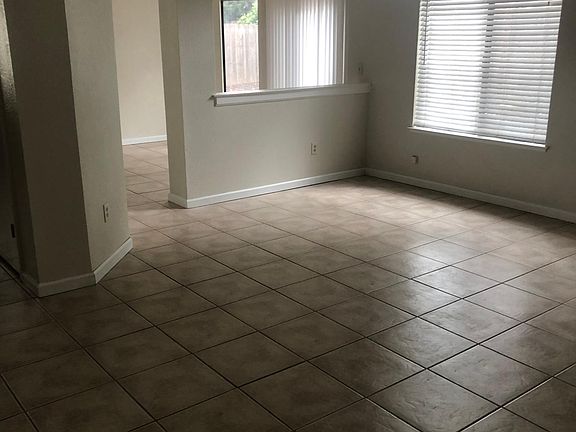 5th image of 7515 Deltawind Dr