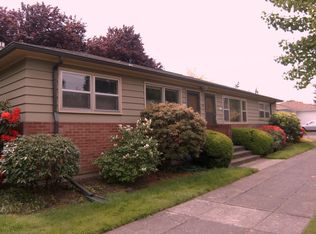4132 SE Washington St, Portland, OR 97214