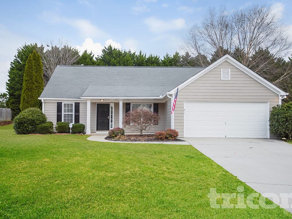 1st image of 62 Edith Ln
