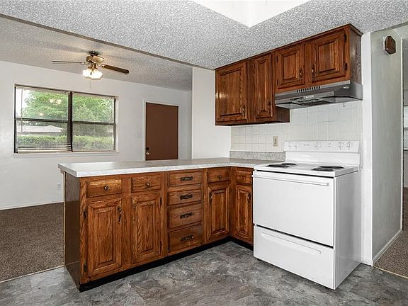 4th image of 1304 W Bonnie Ln