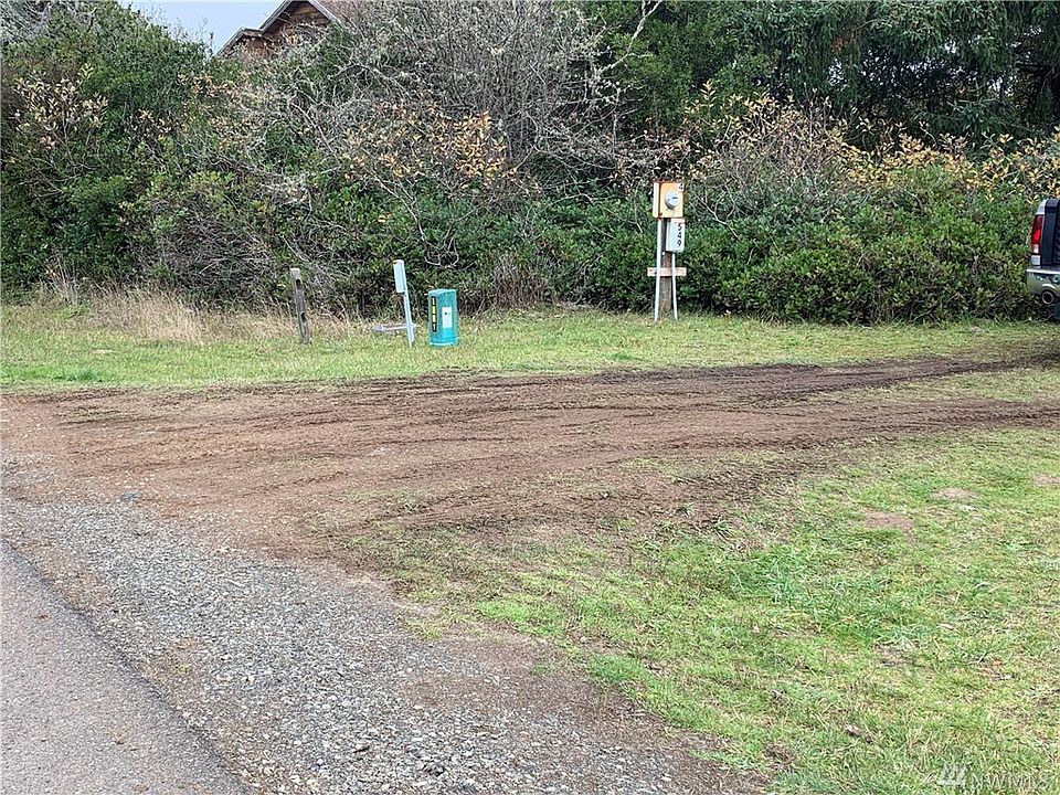 2nd image of 281 Point Brown Ave SW