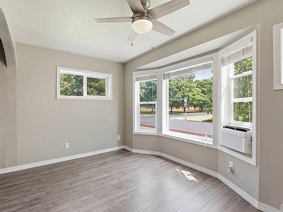 5th image of 303 W Queen Ave