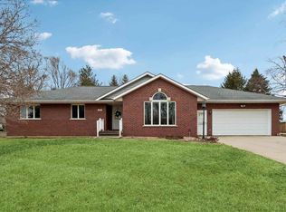 450 Saint Paul St, Parnell, IA 52325