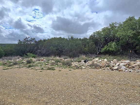 4th image of 260 Hunter Crest LOT 103