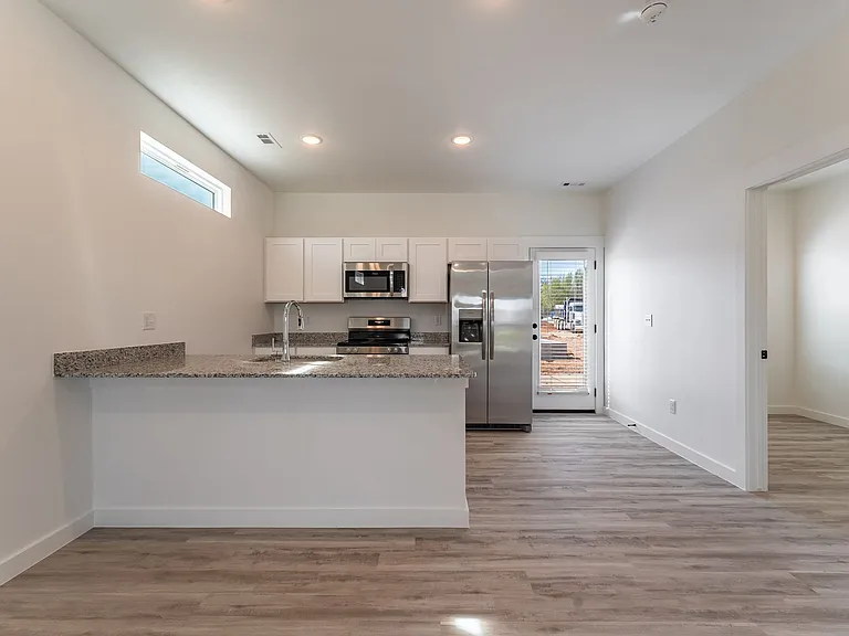 1101 Kentucky Ave — Photo 5