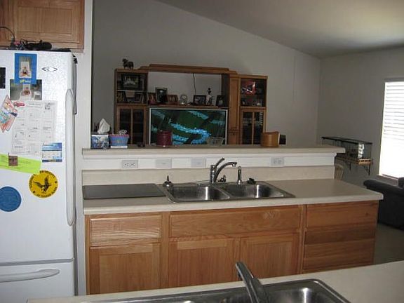 breakfast bar