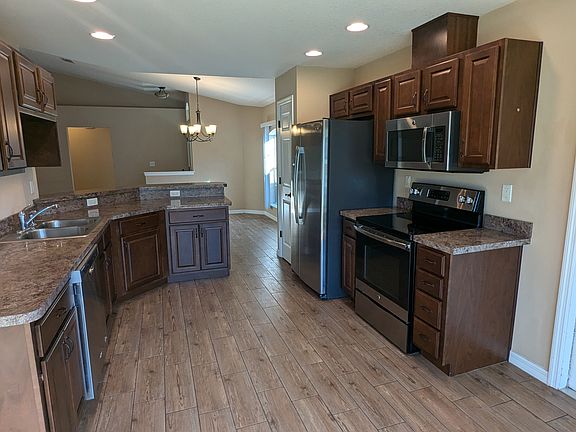 3rd image of 5295 W Customer Ct