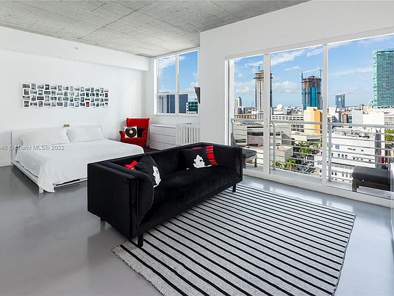 5th image of 133 NE 2nd Ave APT 1607