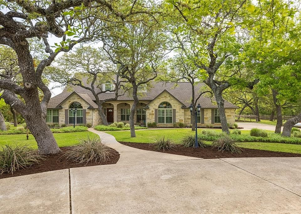 164 Lone Wolf Ct Dripping Springs Tx 78620 Zillow