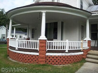 1st image of 306 N Lagrave St