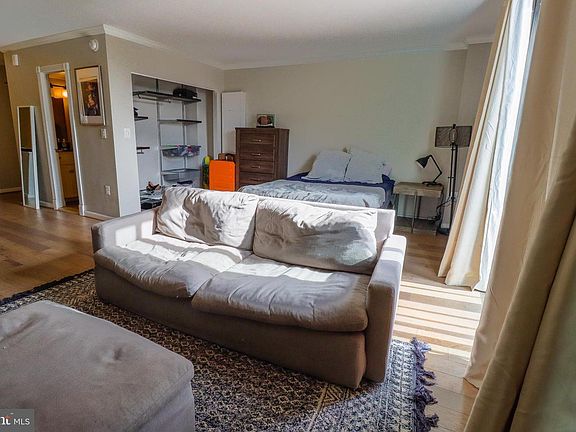 4th image of 4242 E West Hwy #417