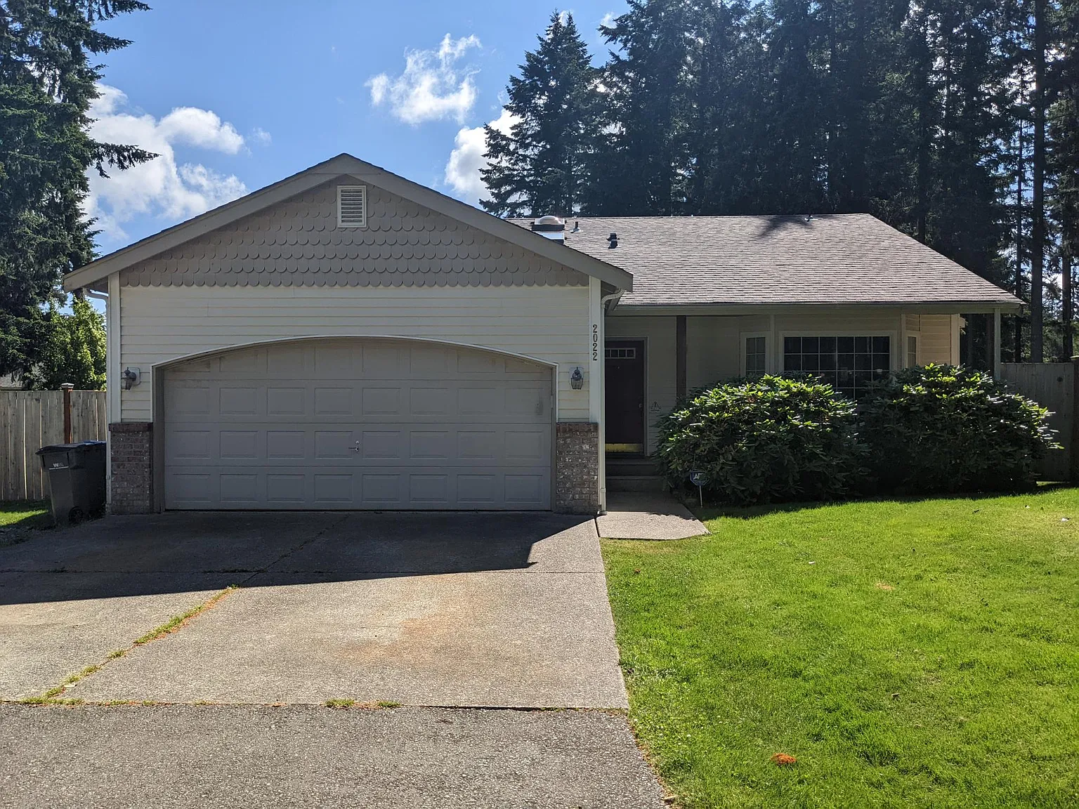 2022 SE Cedar Rd — Photo 1