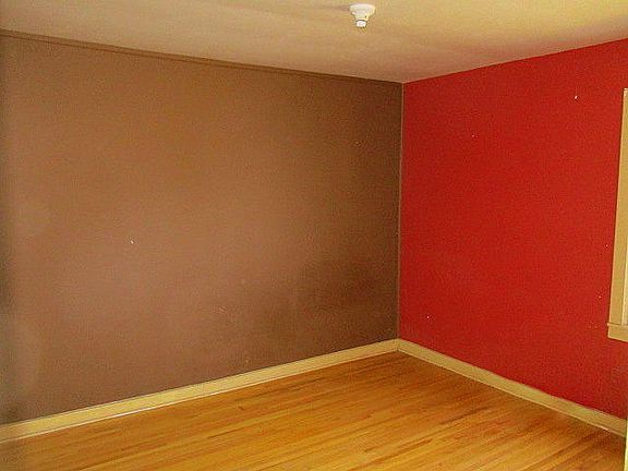4th image of 623 Campana Ave